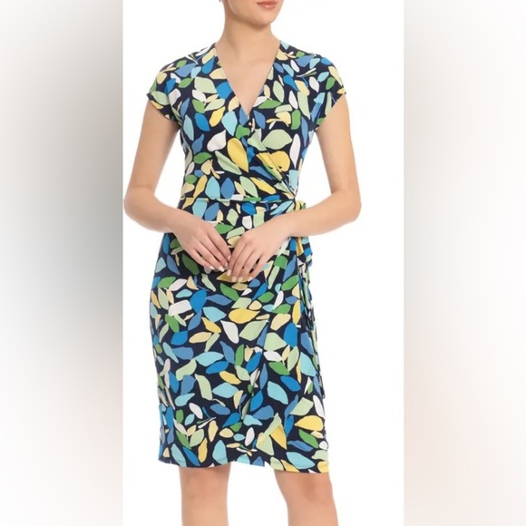 Maggy London Dresses & Skirts - Maggie London Matte Jersey Wrap Dress 2